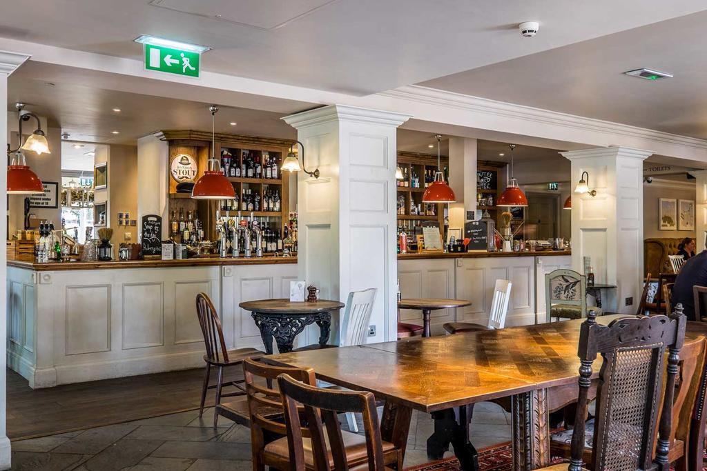 Hotel The Foley Claygate Exteriér fotografie