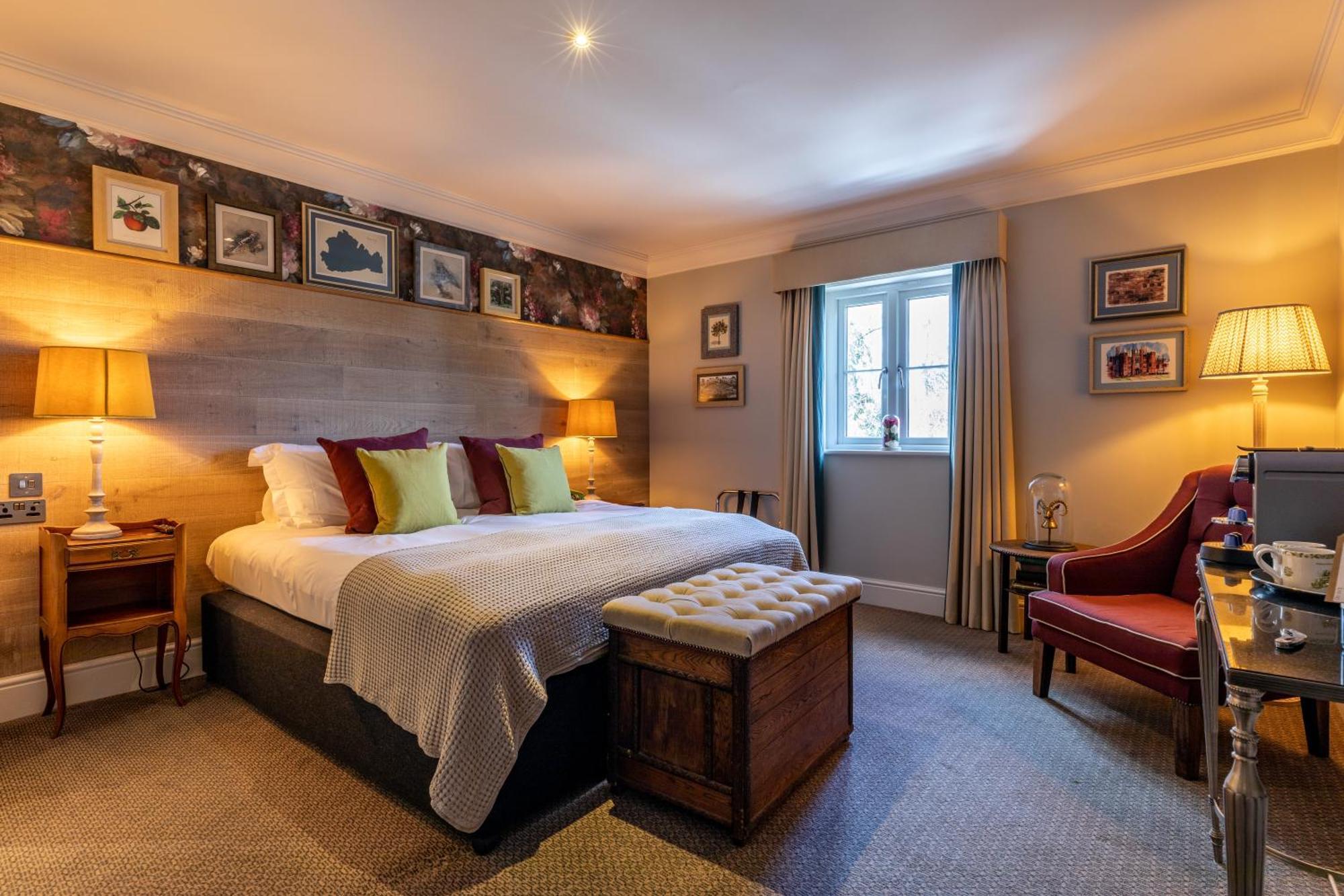 Hotel The Foley Claygate Exteriér fotografie